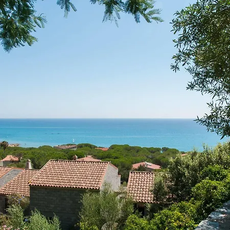 Hotel Villaggio Alba Dorata 3*