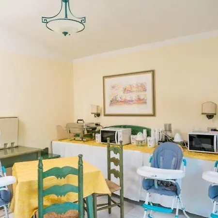 Hotel Villaggio Alba Dorata 3*