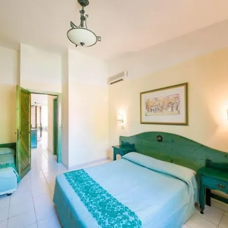 Villaggio Alba Dorata 3* Orosei